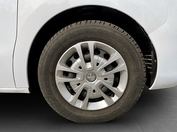 Peugeot Expert 5 of 19
