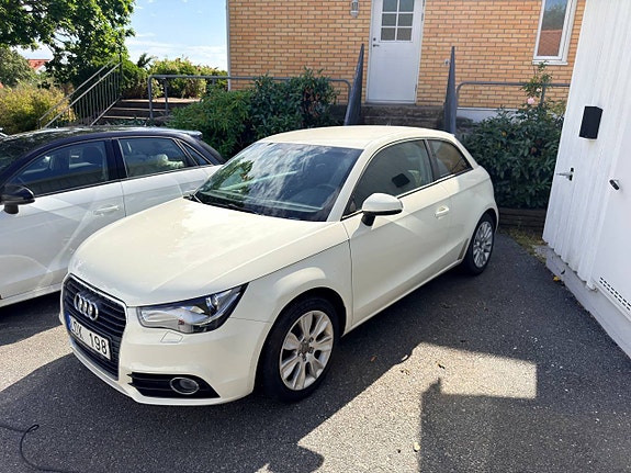 Audi A1 2 of 3