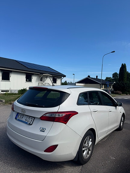 Hyundai i30 6 of 16