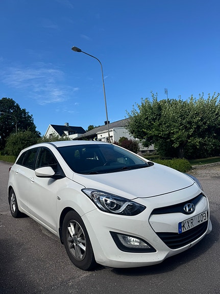 Hyundai i30 7 of 16