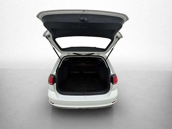 Volkswagen Golf I 24 of 28