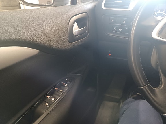Citroen C4 13 of 22
