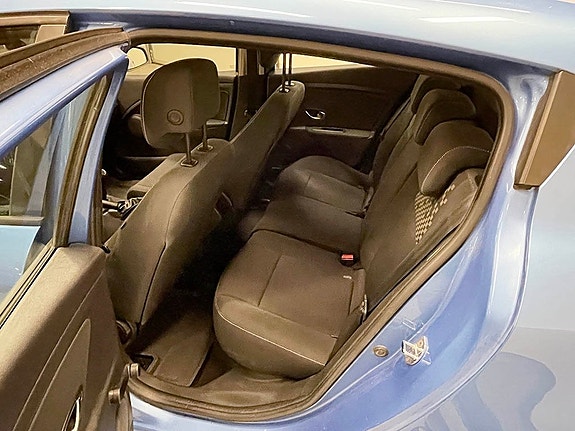Renault Megane 5 of 7