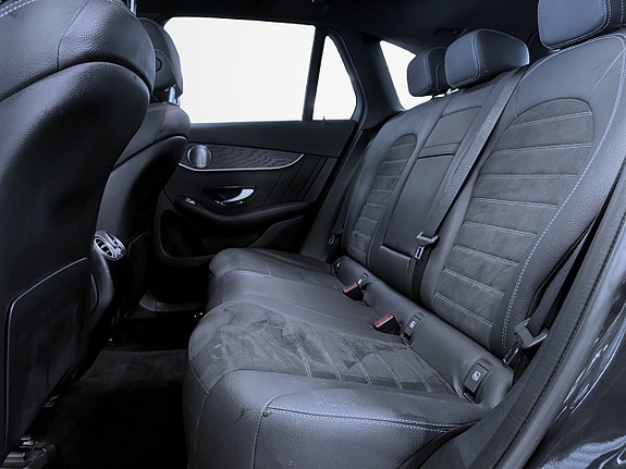 Mercedes-Benz GLC300 e 18 of 21
