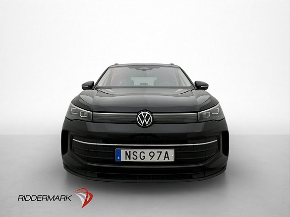 Volkswagen Tiguan 2 of 30
