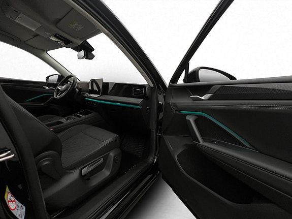 Volkswagen Tiguan 12 of 30