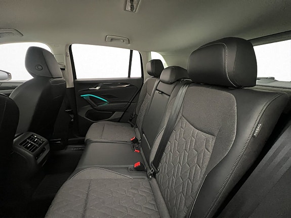 Volkswagen Tiguan 13 of 30