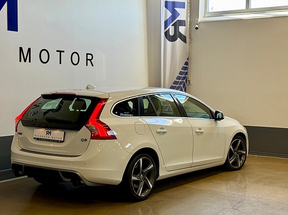 Volvo V60 5 of 20
