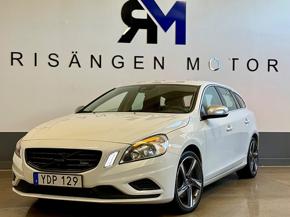 Volvo V60 2 of 20