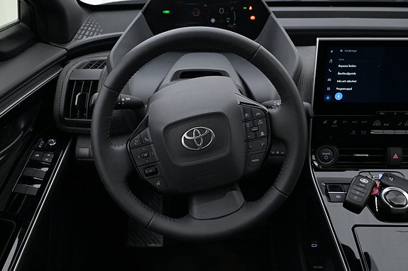 Toyota bZ4X 7 of 27