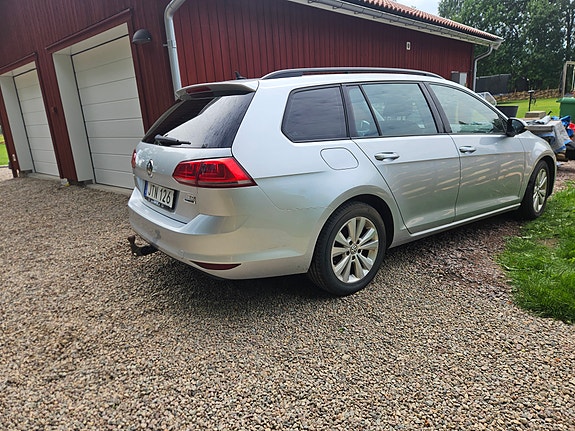 Volkswagen Golf VII 3 of 3