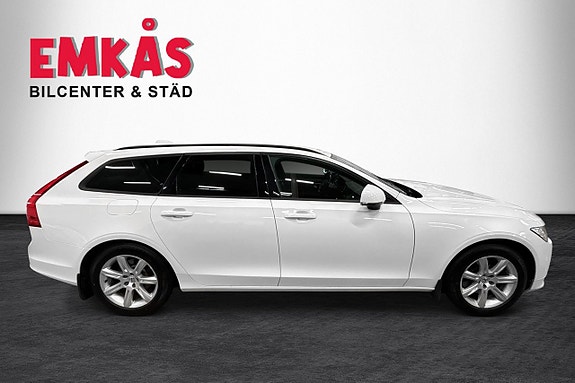 Volvo V90 4 of 19