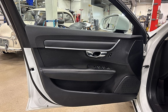 Volvo V90 9 of 19