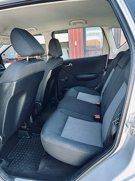 Mercedes-Benz A170 6 of 6