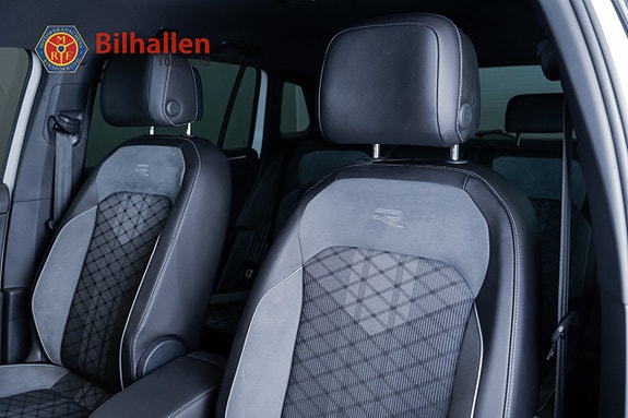 Volkswagen Tiguan 12 of 22