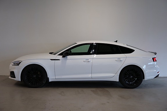 Audi A5 6 of 26