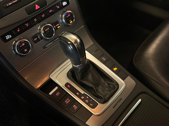 Volkswagen Passat 15 of 15