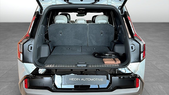 Kia EV9 10 of 16