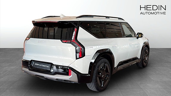 Kia EV9 2 of 16