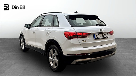 Audi Q3 3 of 19