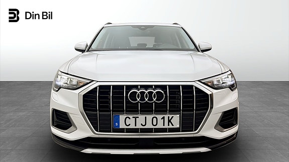 Audi Q3 4 of 19