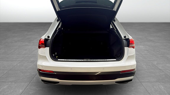 Audi Q3 13 of 19
