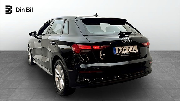 Audi A3 3 of 17