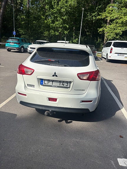 Mitsubishi Lancer 5 of 11