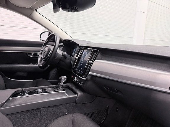 Volvo V90 14 of 16
