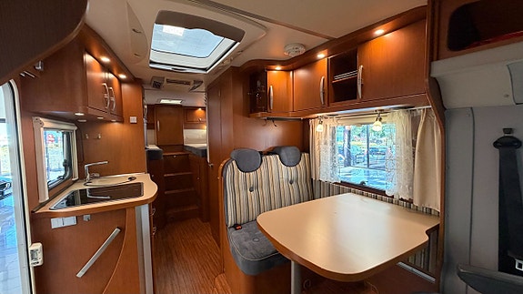 Hymer Eriba 673 Fiat 2.3 MultiJet Manuell 131hk 9 of 17