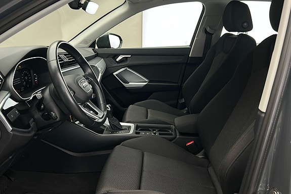 Audi Q3 10 of 24