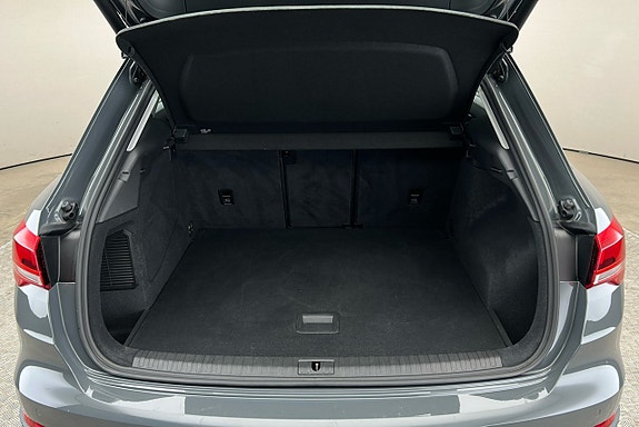 Audi Q3 14 of 24