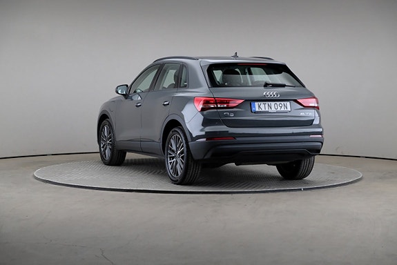 Audi Q3 2 of 24