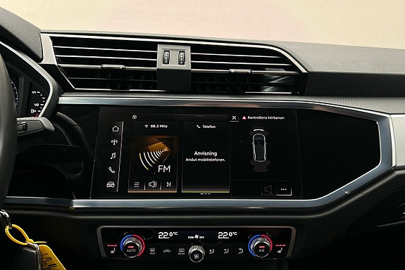 Audi Q3 22 of 24