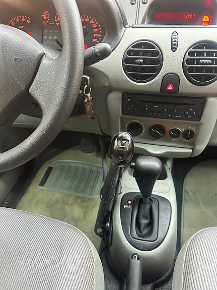 Renault Kangoo Express 5 of 10