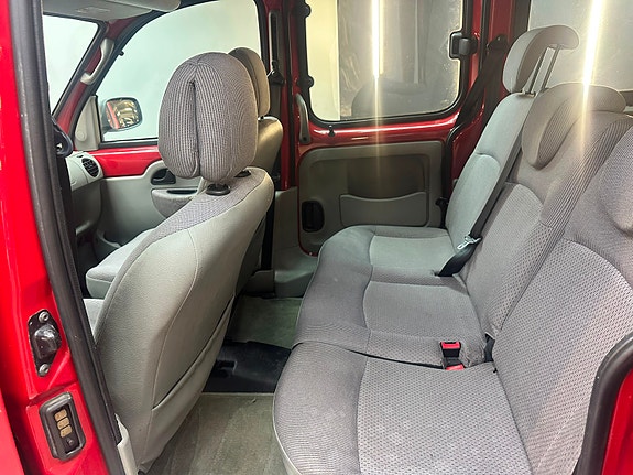 Renault Kangoo Express 9 of 10