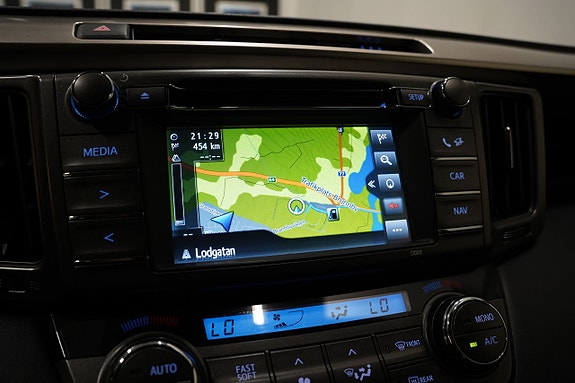 Toyota RAV4 18 of 22