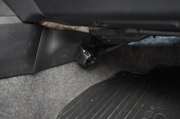 Toyota RAV4 9 of 22