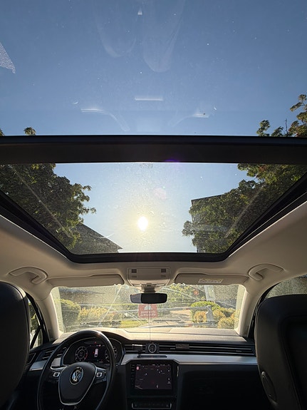 Volkswagen Passat Alltrack 5 of 11