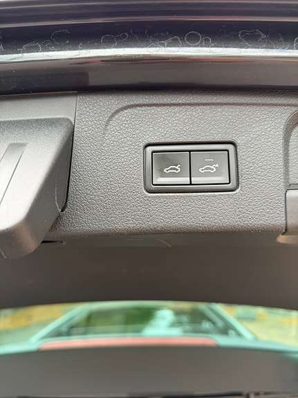 Volkswagen Passat Alltrack 11 of 11