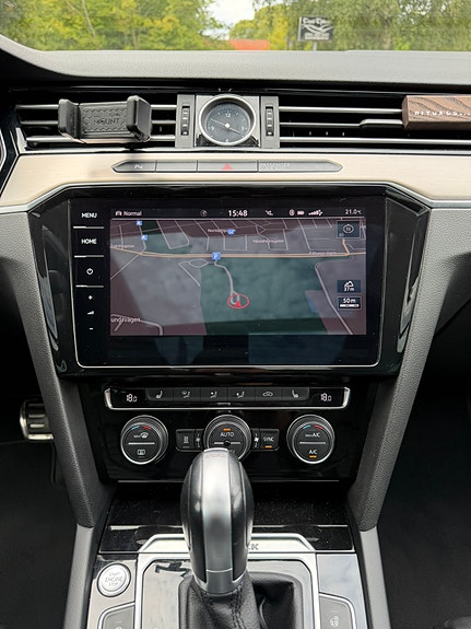 Volkswagen Passat Alltrack 10 of 11