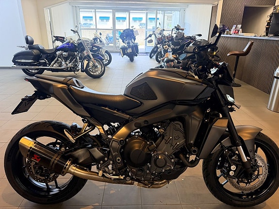 Yamaha MT -09 13 of 15