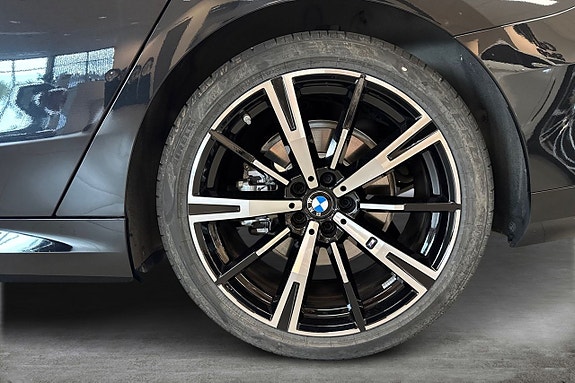 BMW 530e 14 of 20