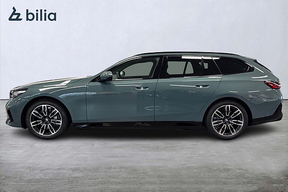 BMW i5 3 of 19