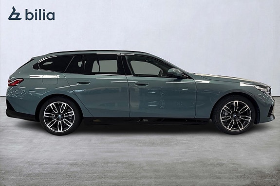BMW i5 15 of 19