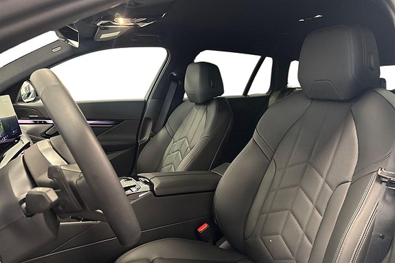 BMW i5 12 of 19
