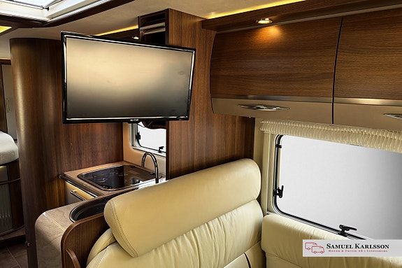 Bürstner Elegance I 800 3.0l Automat Kamkedja | ALDE | Queenbed | Taksäng | Solcell | Ugn | TV 25 of 28
