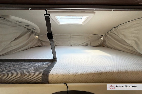Bürstner Elegance I 800 3.0l Automat Kamkedja | ALDE | Queenbed | Taksäng | Solcell | Ugn | TV 13 of 28