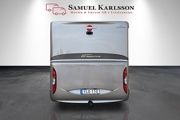Bürstner Elegance I 800 3.0l Automat Kamkedja | ALDE | Queenbed | Taksäng | Solcell | Ugn | TV 4 of 28