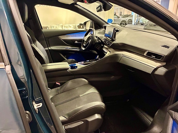Peugeot 5008 14 of 16